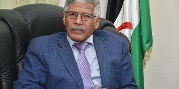 عضو الأمانة الوطنية سفير الجمهورية بالجزائر “عبد القادر الطالب عمر” يهاجم فرنسا ويعتبرها جزء كبير من المشكل.