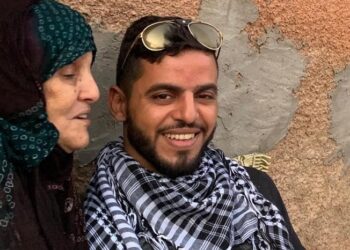 جدة المناضل “المحجوب أمليحة“ المرحومة بإذن الله تعالى “مكبولة منت أباه“ في ذمة الله وميزرات تتقدم بأحر التعازي.