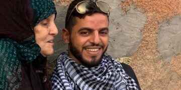 جدة المناضل “المحجوب أمليحة“ المرحومة بإذن الله تعالى “مكبولة منت أباه“ في ذمة الله وميزرات تتقدم بأحر التعازي.