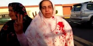 بالفيديو : تدخل مخزني عنيف بمدينة بوجدور ضد متضامنين مع “سلطانة خيا” يخلف ضحايا متفاوتة الخطورة ( + لائـــحة الضحايا).