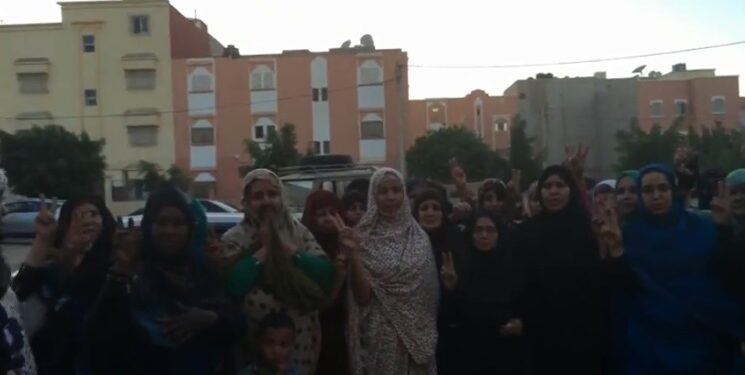 بالفيديو وبدون تعليق… شاهد لحظة الإعلان عن وفاة  شيخ المجاهدين بالعيون المحتلة (تغطية ميزرات الإستثنائية لتخليد الذكرى 5 لرحيل الرئيس الشهيد محمد عبد العزيز).