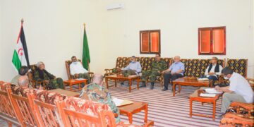 القيادة العليا لجبهة لبوليساريو تجتمع في هذه الأثناء برئاسة رئيس الحكومة بشرايا بيون، وبمشاركة رئيس البرلمان ومسؤول أمانة التنظيم السياسي.