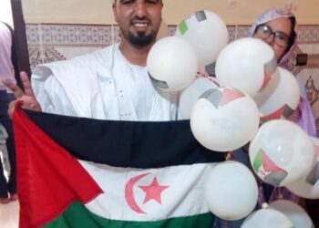 المدون و السجين السياسي الصحراوي ” وليد السالك البطل ”  يغادر السجن بعد سنتين من الإعتقال السياسي.