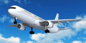 بالفيديو : الجالية العالقة الصحراوية بمدينة العيون المنتهية صلاحية إقامتها توجه نداءً هاماً ومشاكل أخرى بثغرةالكركرات.