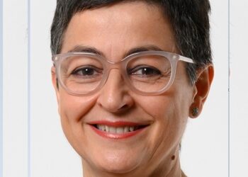 وزيرة خارجية إسبانيا تؤكد أن موقف بلادها بشأن الصحراء الغربية ينسجم مع مبادئ لا محيد عنها.