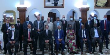 في سابقة مشرّفة في نطاق العمل الدبلوماسي : القيادي عبد القادر الطالب يشرف على لقاء سياسي كبير ضم أكثر من 15 سفير معتمد بالجزائر ( +التفاصيل).