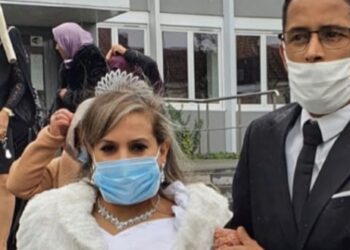ميزرات تهنئ المناضل الدكتور محمد الوافي ولد لطرش بمناسبة إزديان فراشه بمولود ذكر.