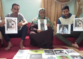 بالفيديو : منظمة كوديسا تشرع في زيارة تضامنية لعائلة السجين السياسي الصحراوي “محمد لمين عابدين هدي”.
