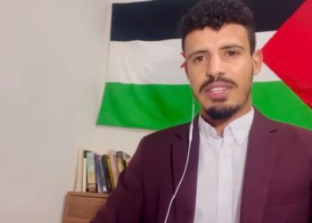 بالفيديو : باللغات العربية والإنجليزية والإسبانية الناشط الدولي “الطالب أعلي سالم عابدين” يكشف أهداف مظاهرة برلين 6 نوفمبر المنتظرة.