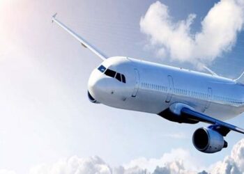 بعد الكشف عن وجود متحور أوميكرون في إسبانيا والجزائر.. هل سيغلق البلدان حدودهما؟