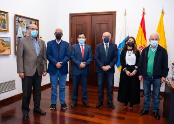 مجلس جزر الكناريا : الدبلوماسي المخضرم “أبي بشرايا البشير” ينضم ندوة فكرية حول تطورات ملف الصحراء الغربية.