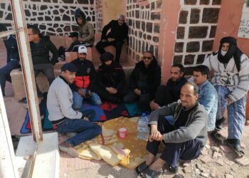 آسا الزاك على صفيحٍ ساخنٍ