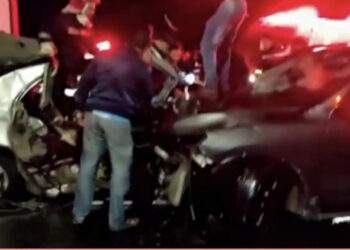 بالصور : فاجعة أخرى تضرب مدينة الداخلية : حادث سير مميت يودي بحياة ثمانية أشخاص أربعة من عائلة واحدة.