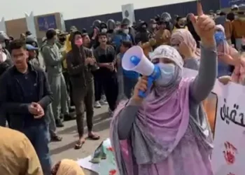 عاجل : في بيان جديد لها، عائلة “لحبيب أغريشي” تؤكد فيه عدم تصديق رواية وفاة إبنها، وتطالب بالكشف عن مصيره.
