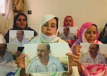 عائلة الأسير الصحراوي “مصطفى الدرجة” تؤكد فقدان الإتصال بإبنها للأسبوع الثالث في سجون الإحتلال