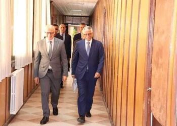وزير التعليم والتكوين المهنيين الجزائري يستقبل القيادي البارز “عبد القادر الطالب عمر” (+التفاصيل).
