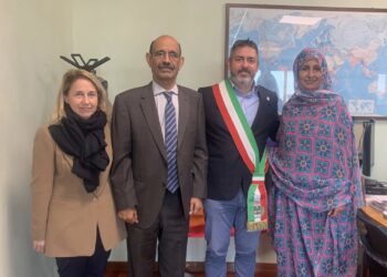 تحركات وطنية مكثفة على مستوى إيطاليا : ” تجديد مشروع إنتاج الأدوية ” محور لقاء وزير الصحة العمومية مع رئيس بلدية ألبينييا بإيميليا رومانيا