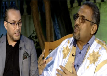 بالفيديو : شاهد تفاصيل اللقاء الجدير بالمتابعة الذي أجراه التلفزيون الجزائري الرسمي مع زعيم الحركة النضالية بالأرض المحتلة المناضل “أعلي سالم التامك” يتطرق فيه للواقع الحقوقي الصعب الذي يعيشه الصحراويين من داخل المدن المحتلة.