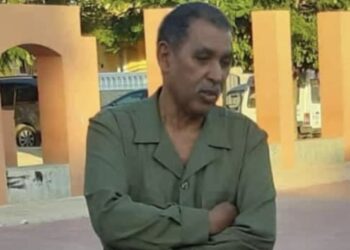 بعد صراع طويل مع المرض جبهة لبوليساريو تفقد قيادي عسكري بارز نائب مدير المركز الصحراوي للدراسات الإستراتيجية المرحوم بإذن الله تعالى “محمد علال” والرئيس إبراهيم غالي يعزي في وفاته .