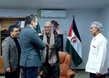 عاجل || بعد الإنتصار الكبير الذي حققه حكم محكمة العدل الأوروبية للقضية الصحراوية الرئيس إبراهيم غالي يستقبل الدبلوماسي المخضرم “أبي بشرايا البشير” مرفوقاً بعضو فريق المحامين المكلف بالترافع أمام المحاكم الأوروبية في نهب الثروات الصحراوية.