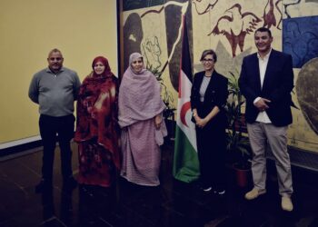 بالصور : وزيرة الشؤون الإجتماعية وترقية المرأة في الجمهورية الصحراوية السيدة “أسويلمة بيروك” تقوم بزيارة عمل إلى مقاطعة أراغون، وتجري مباحثات موسعة مع المسؤولين.