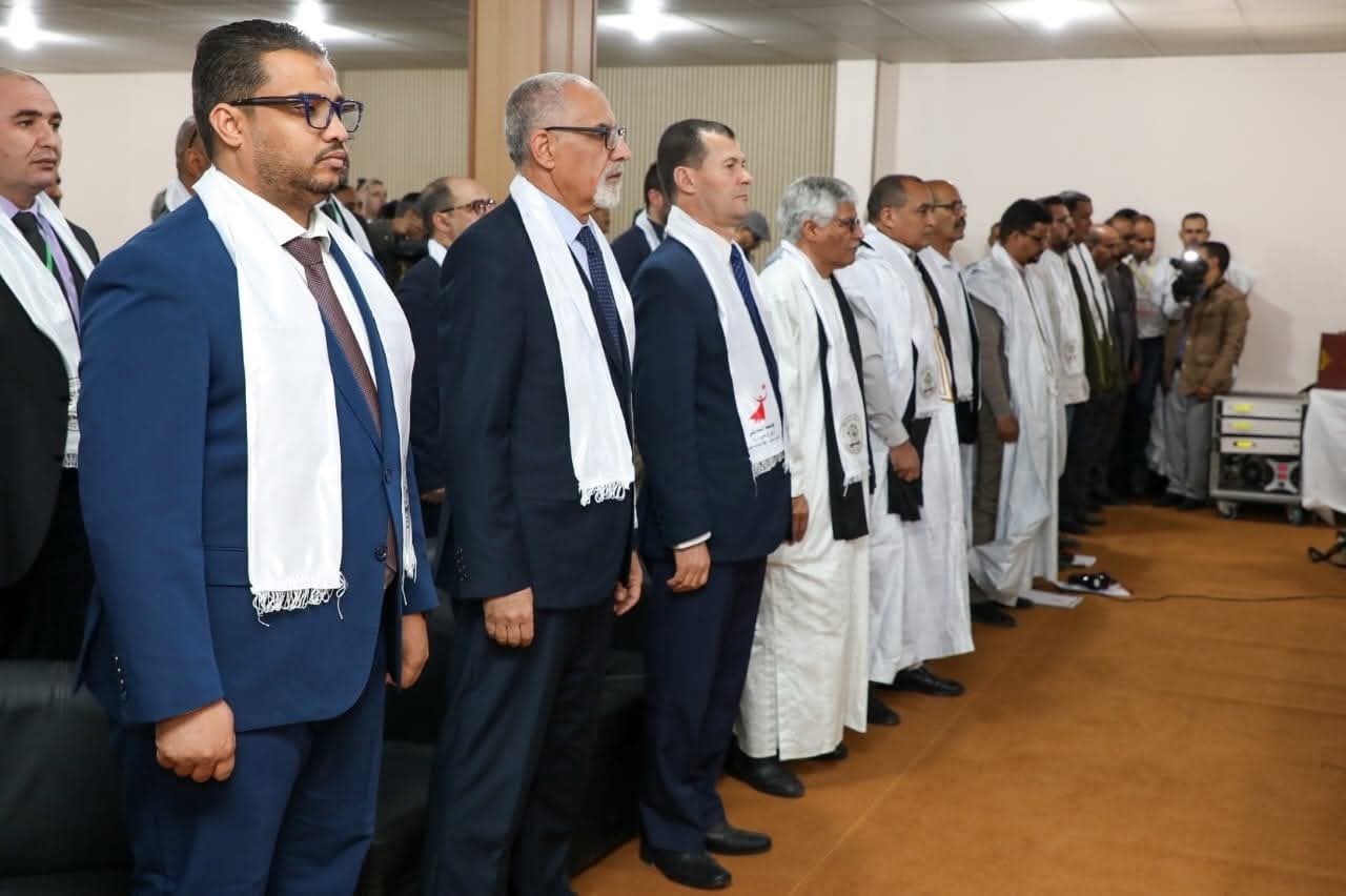 بمشاركة وفود دولية من الصين وروسيا وألمانيا وإسبانيا والسويد والبرتغال والبرازيل وكولومبيا، المؤتمر الدولي الجامعي يختتم أشغاله و يوصي بضرورة جعل القضية الصحراوية في صميم النقاش الاكاديمي و العلمي.