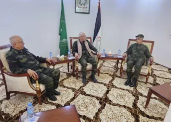 عاجل : رئيس الجمهورية يستقبل قائدي الأركان العامة للجيش الجديد والمنتهية مهامه.